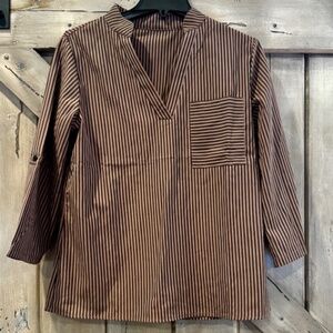 BOUTIQUE TOP SIZE MEDIUM